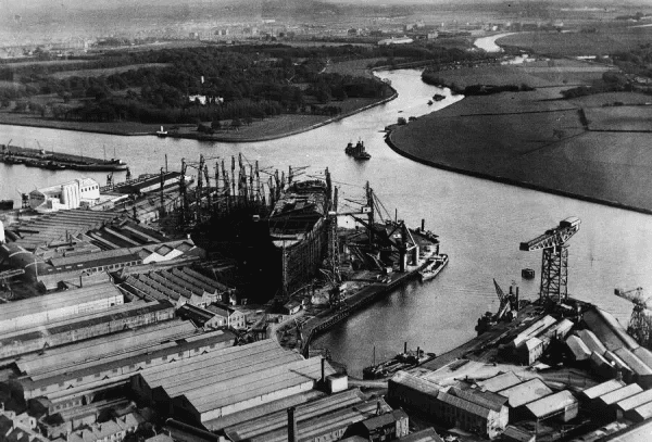 Workers at Brown Shipbuilding